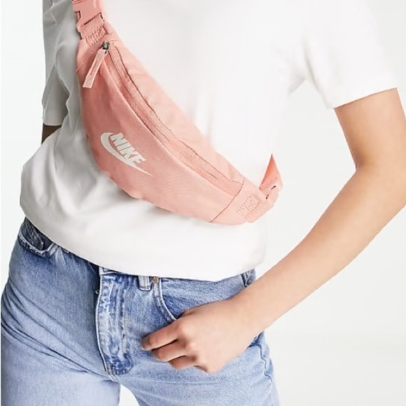 Nike Pink Fanny Pack - Picture 1 of 8